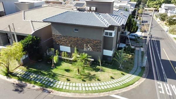 Sobrado em São José do Rio Preto - Parque Residencial Damha IV