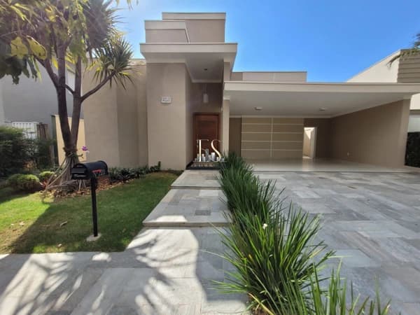 Casa em São José do Rio Preto - Parque Residencial Damha III