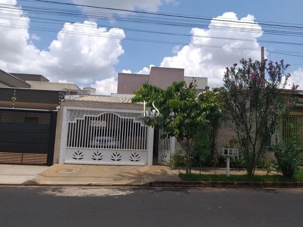 Sobrado em São José do Rio Preto - Residencial Vista Alegre