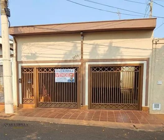 Casa à venda no bairro Jardim Sumaré em Sertãozinho/SP