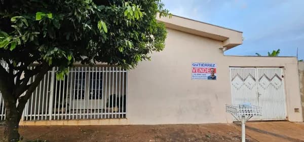 Casa à venda no bairro Alvorada em Sertãozinho/SP