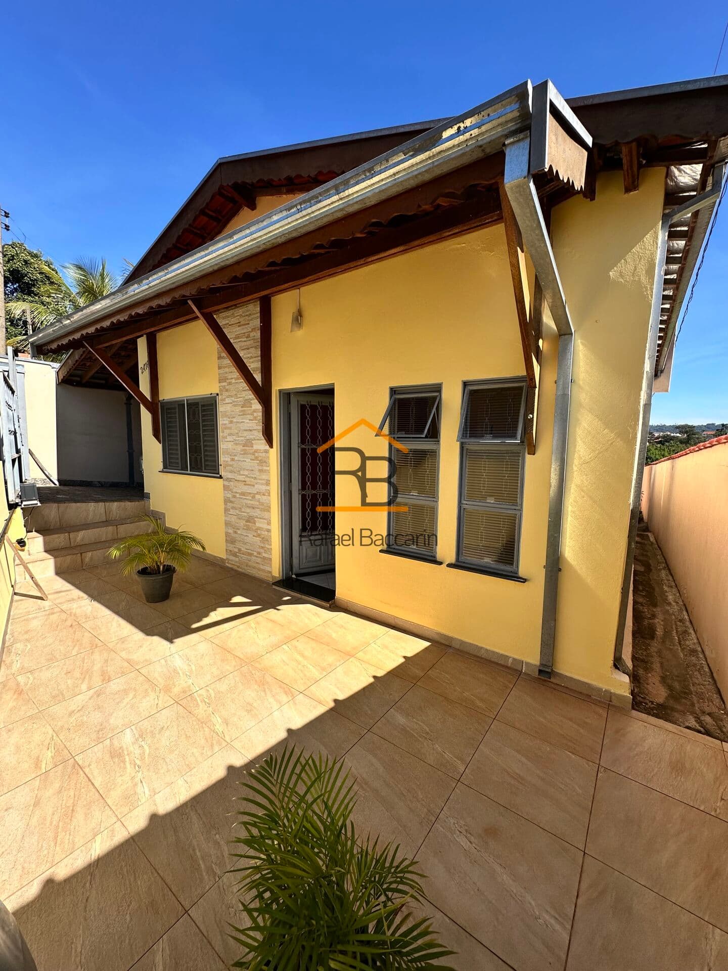 Casa em Pirassununga - Vila Guimarães