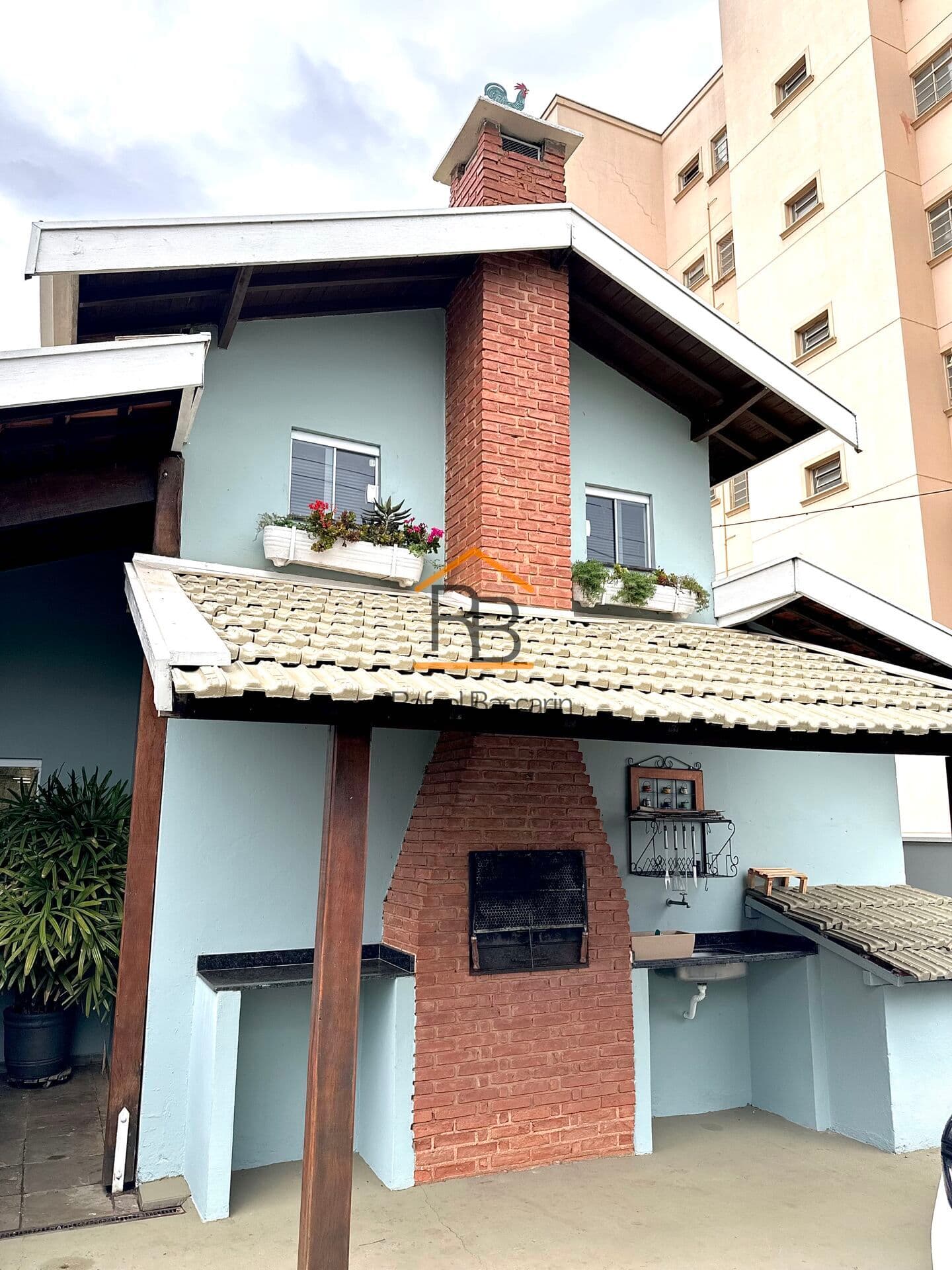 Casa em Pirassununga - Centro