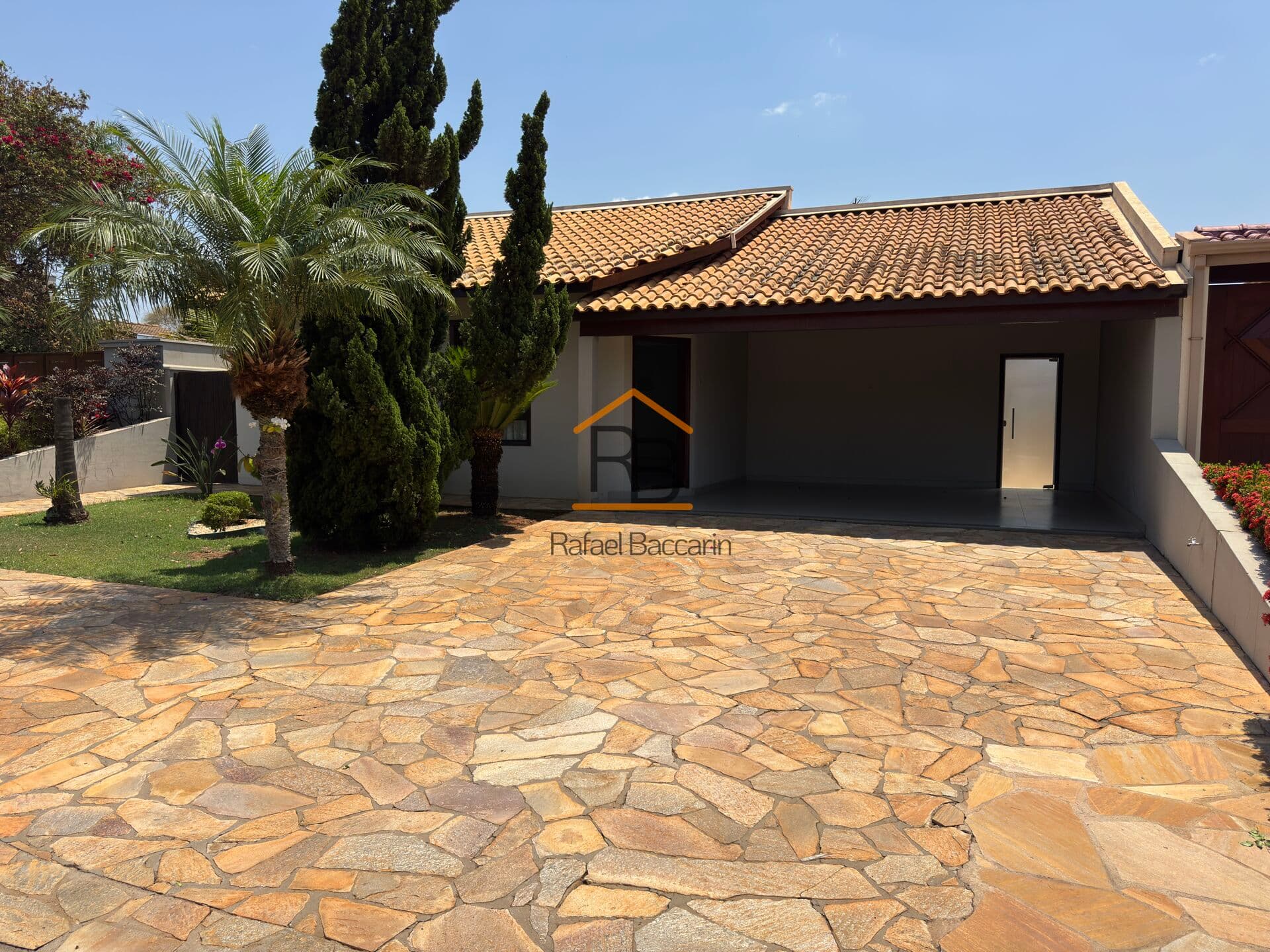 Casa de Condomínio em Leme - Quinta do Vale Verde