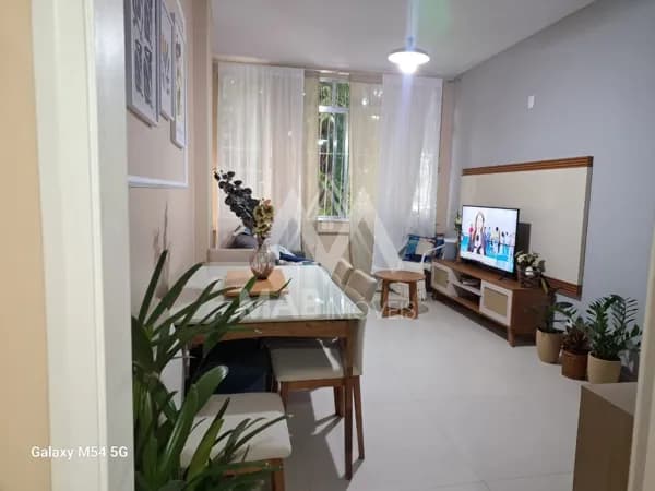 ÓTIMO APARTAMENTO NA TIJUCA - 3 QUARTOS - EXCELENTE LOCALIZAÇÃO
