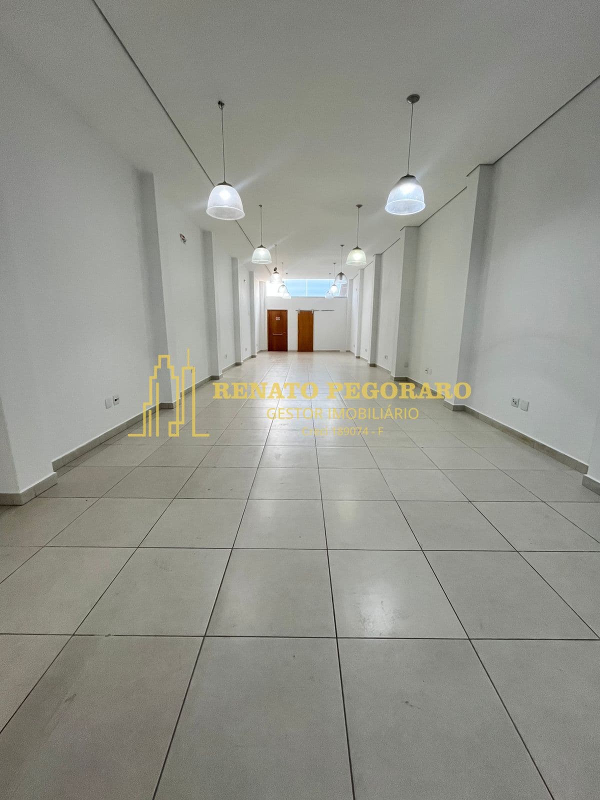 Excelente Sala Comercial no Centro de Bragança Paulista/SP