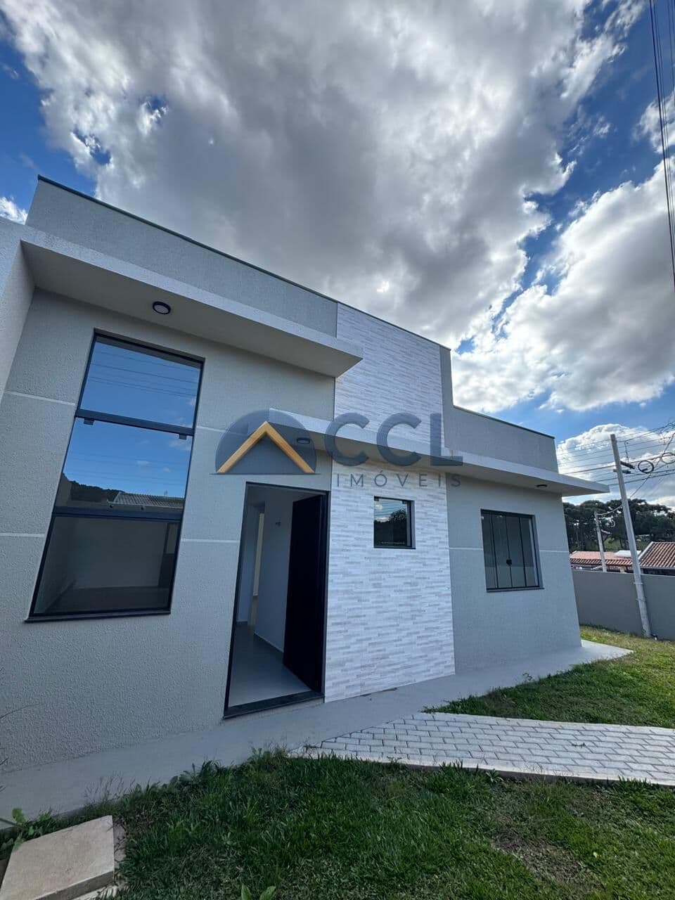 Casa em Campo Largo - Jardim Esmeralda