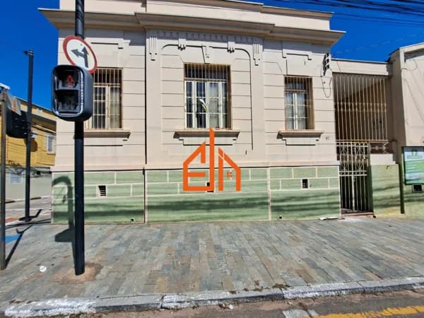 Ponto Comercial/Loja/Box em Passos - Centro