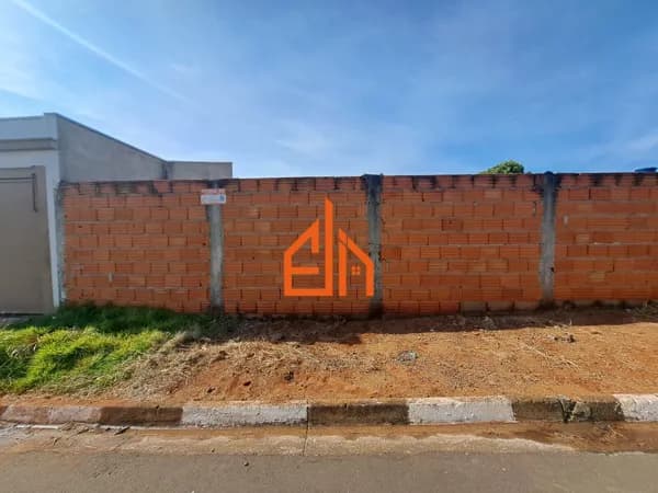 Lote/Terreno em Passos - Jardim Canadá II