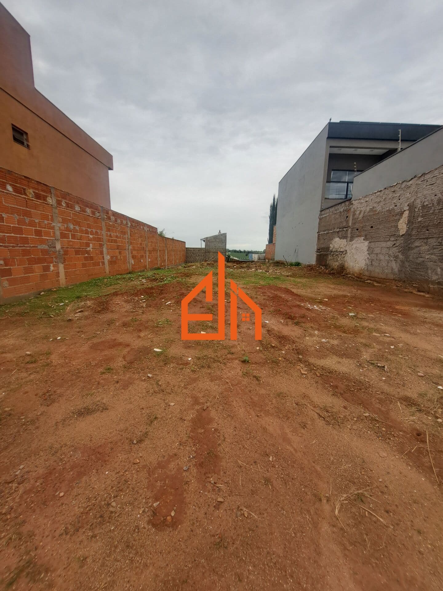 Lote/Terreno em Passos - Jardim Canadá II