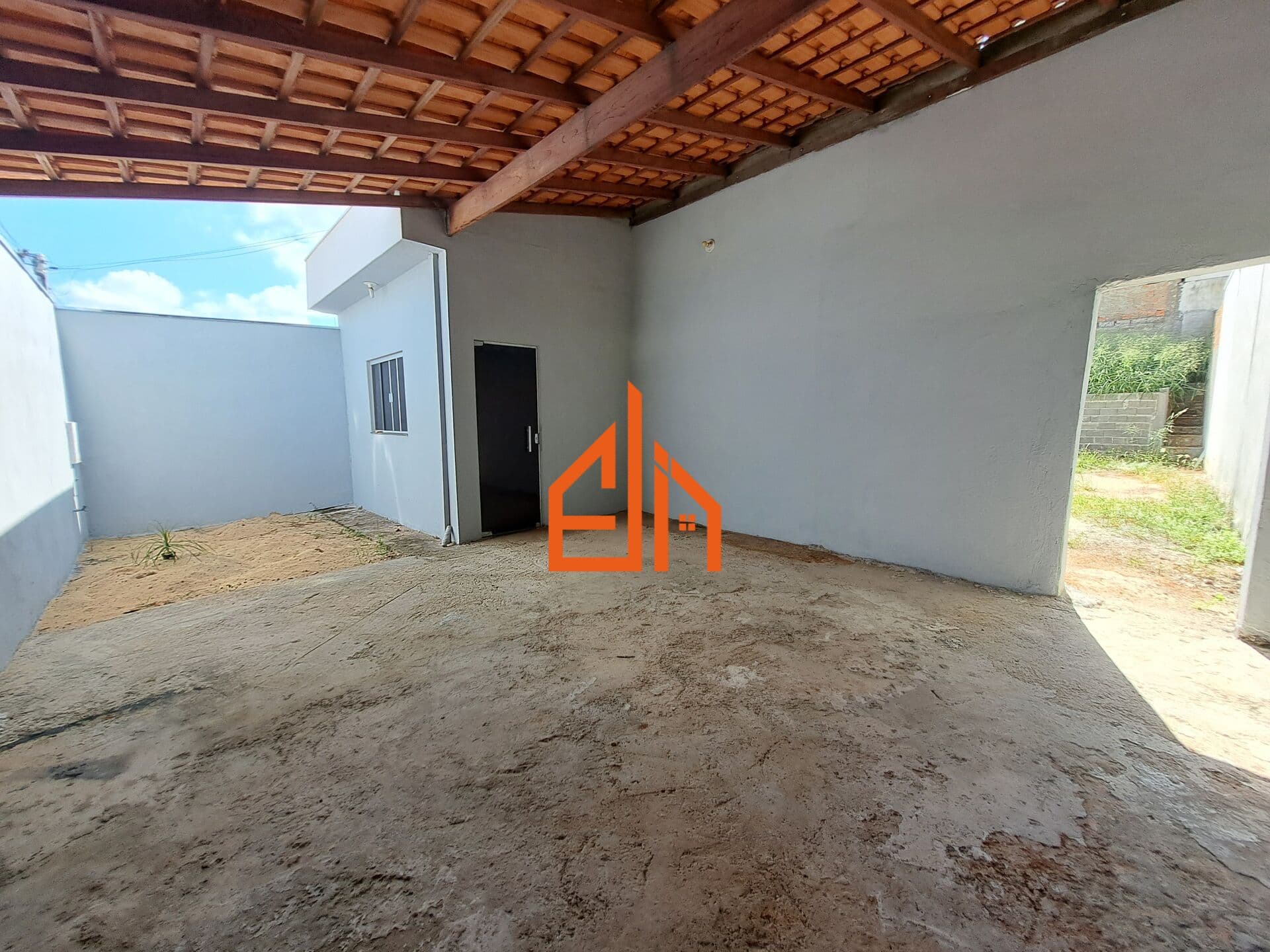 Casa em Passos - Jardim Canadá II