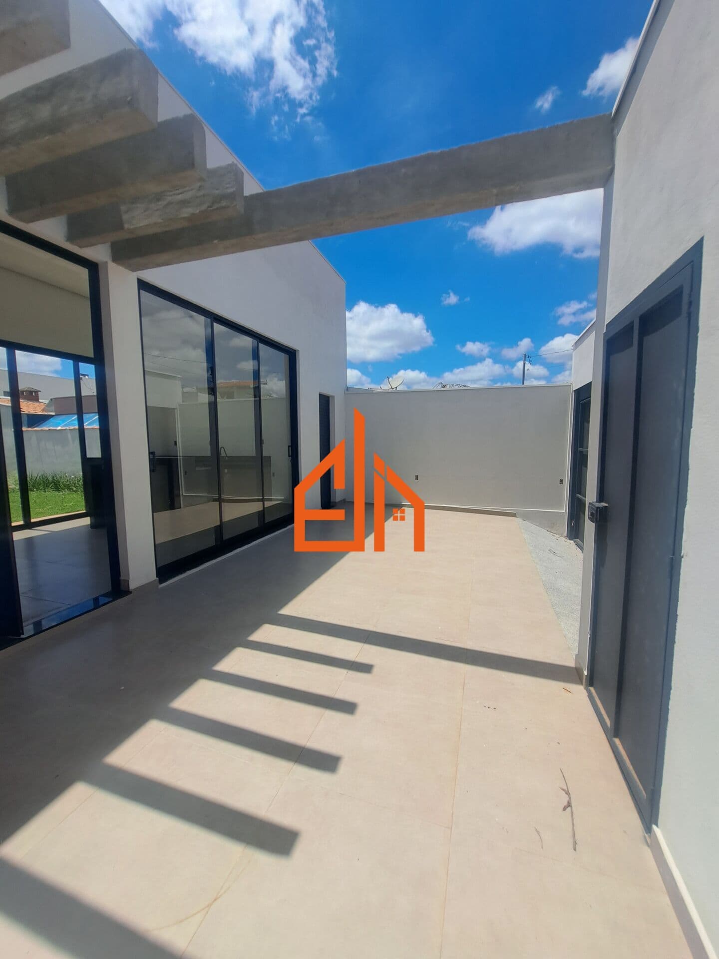 Casa em Passos - Parque das Aroeiras