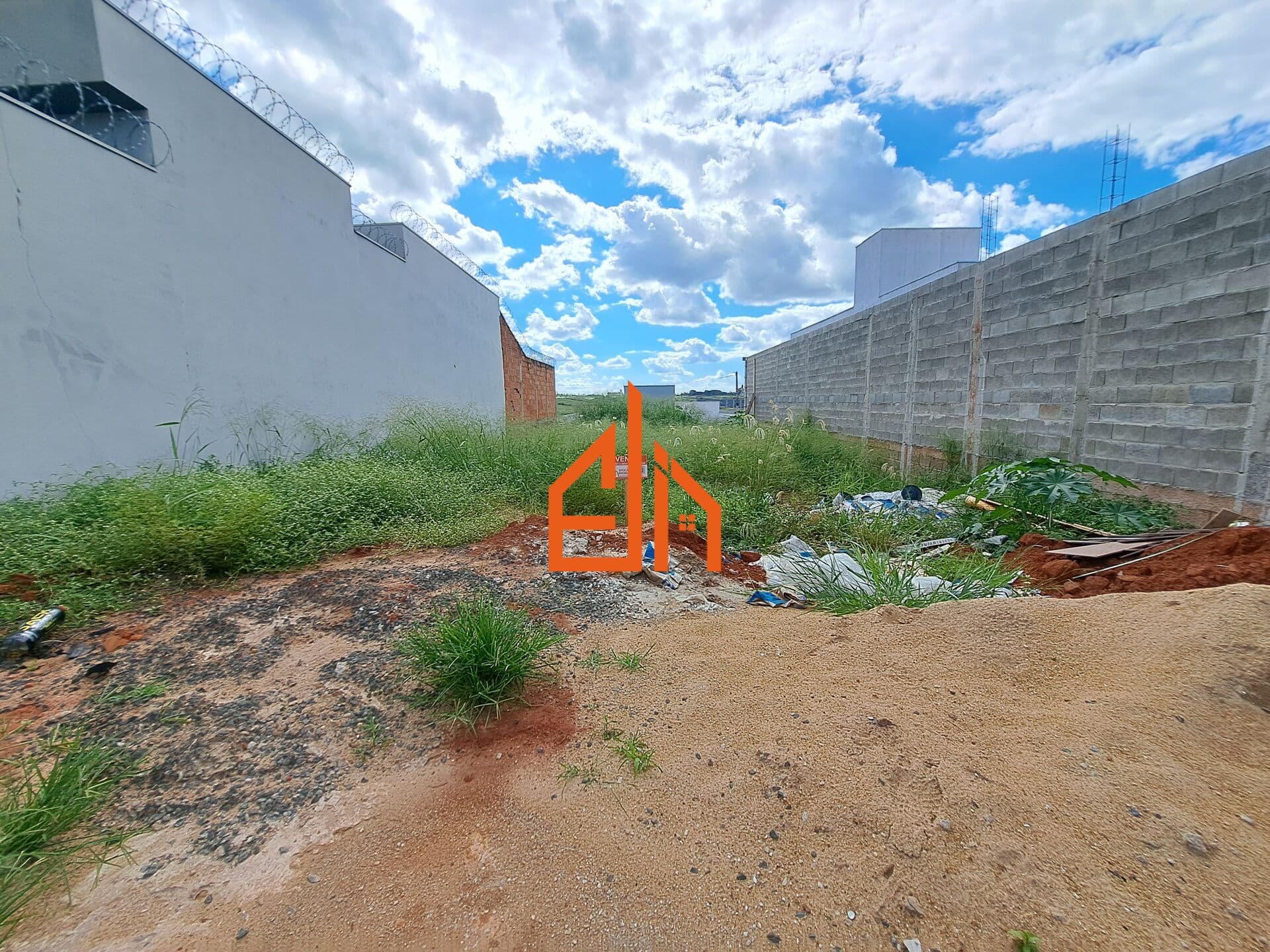 Lote/Terreno em Passos - Jardim Canadá II