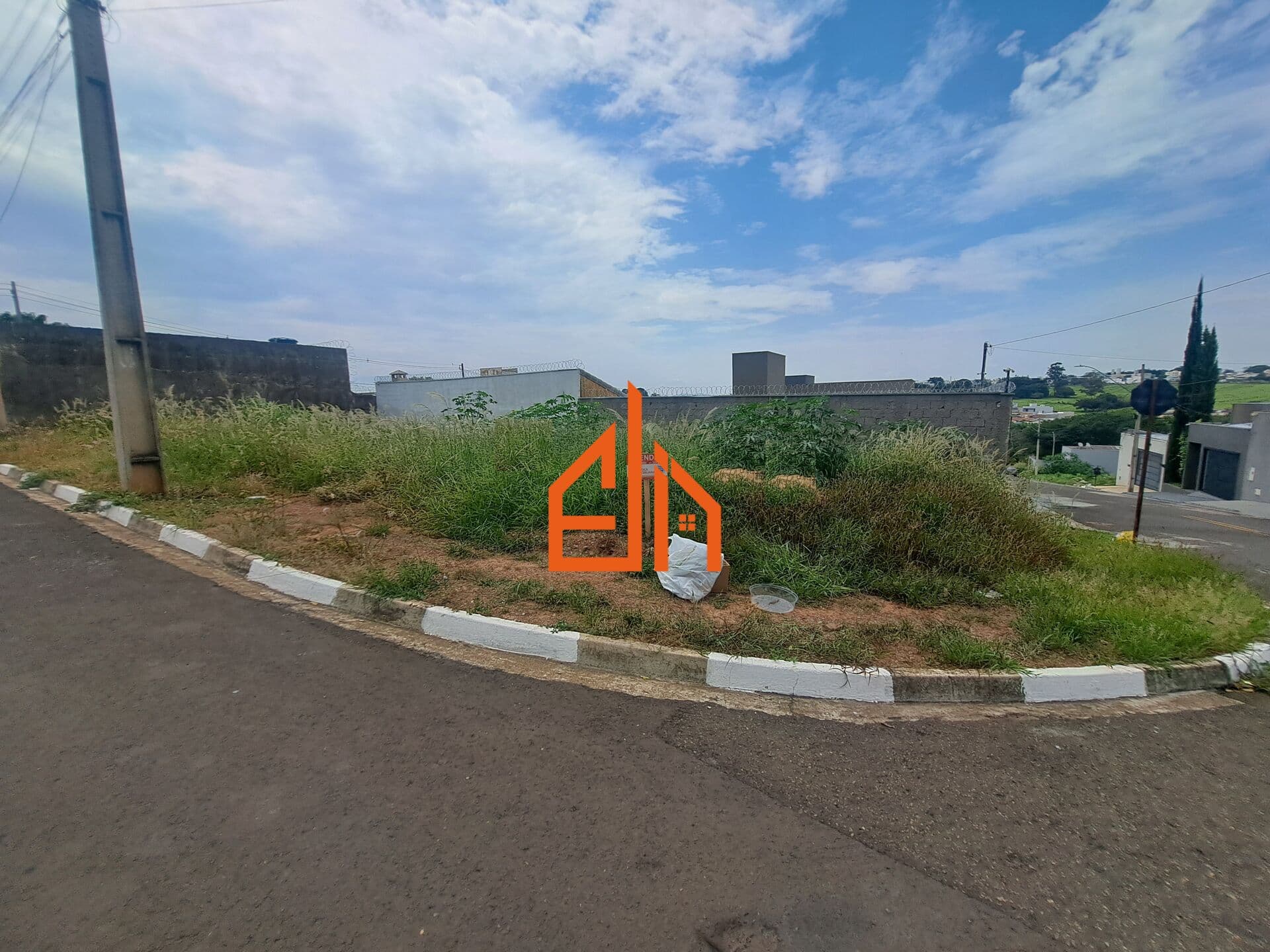 Lote/Terreno em Passos - Parque das Aroeiras