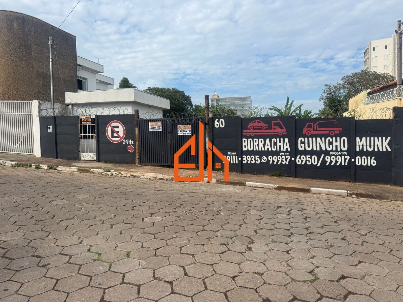 Lote/Terreno em Passos - Centro