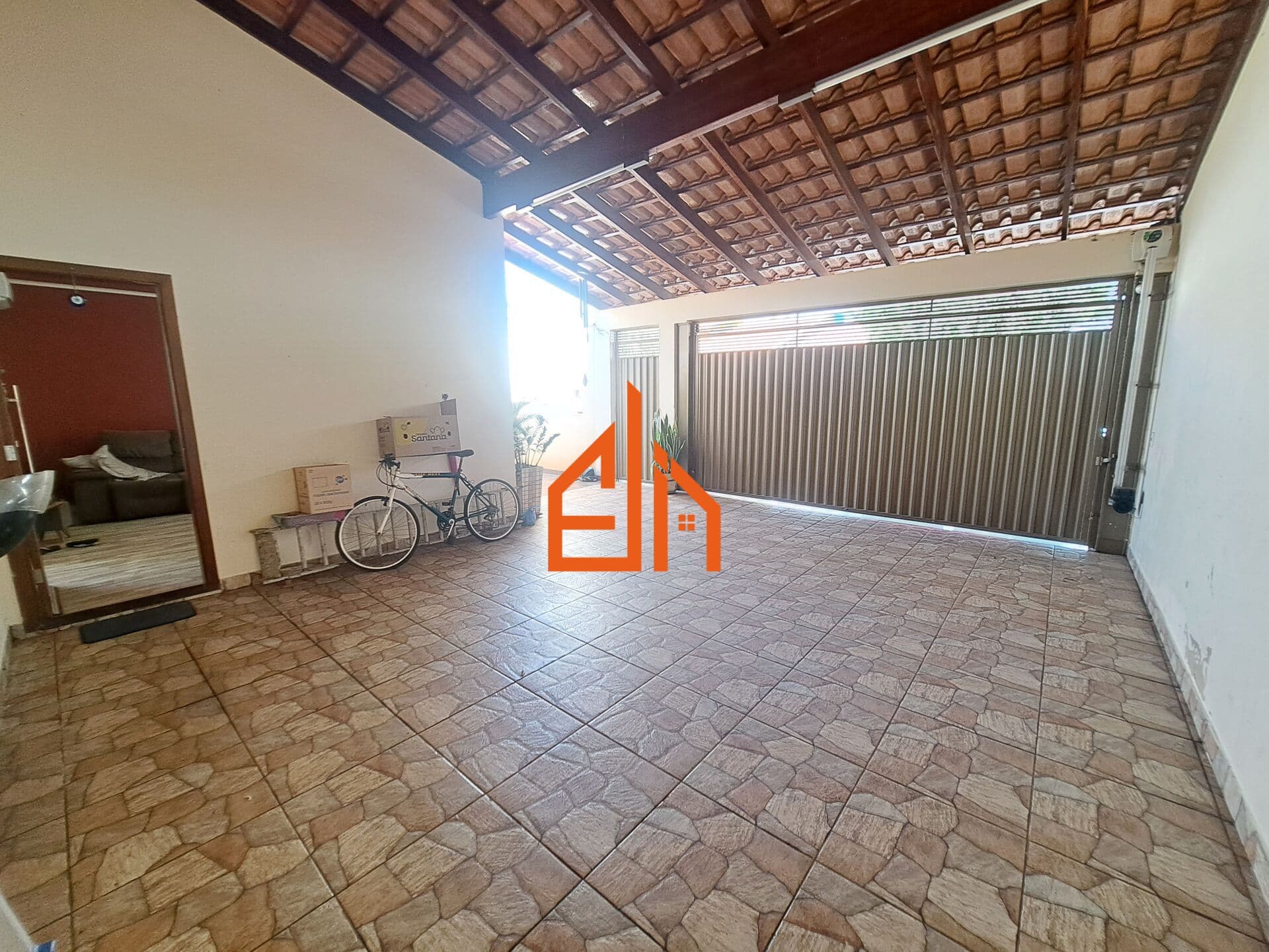 Casa em Passos - Novo Mundo