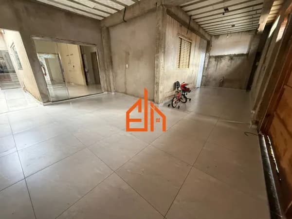 Casa em Passos - Flamboyant