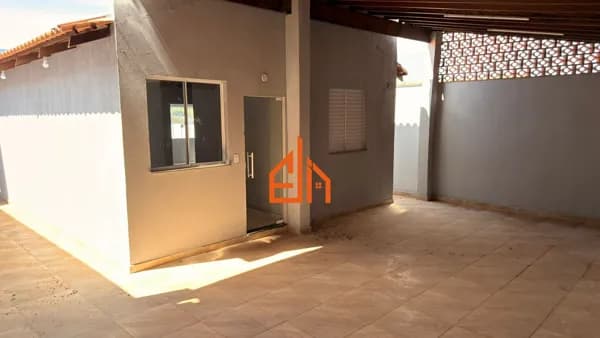 Casa em Passos - Vila Romana