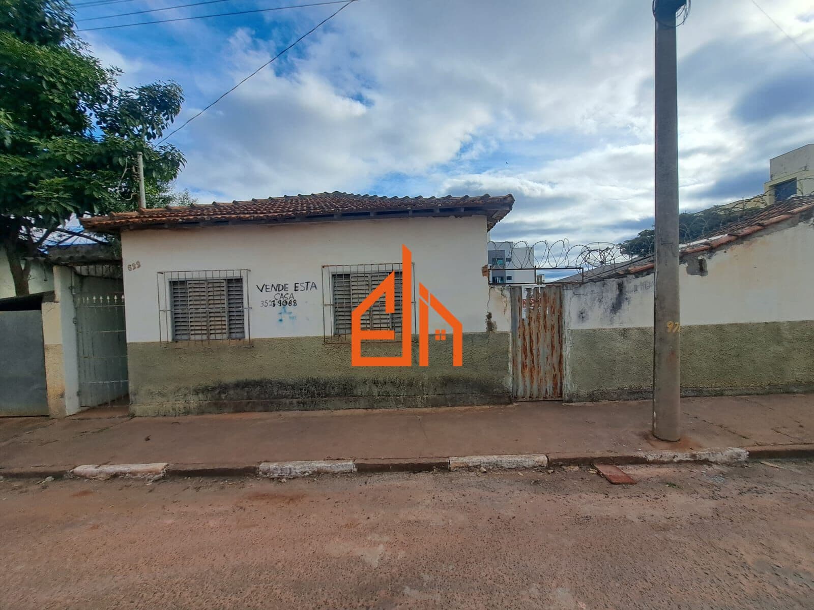 Lote/Terreno em Passos - Centro