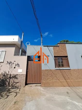 Casa em Passos - Centro