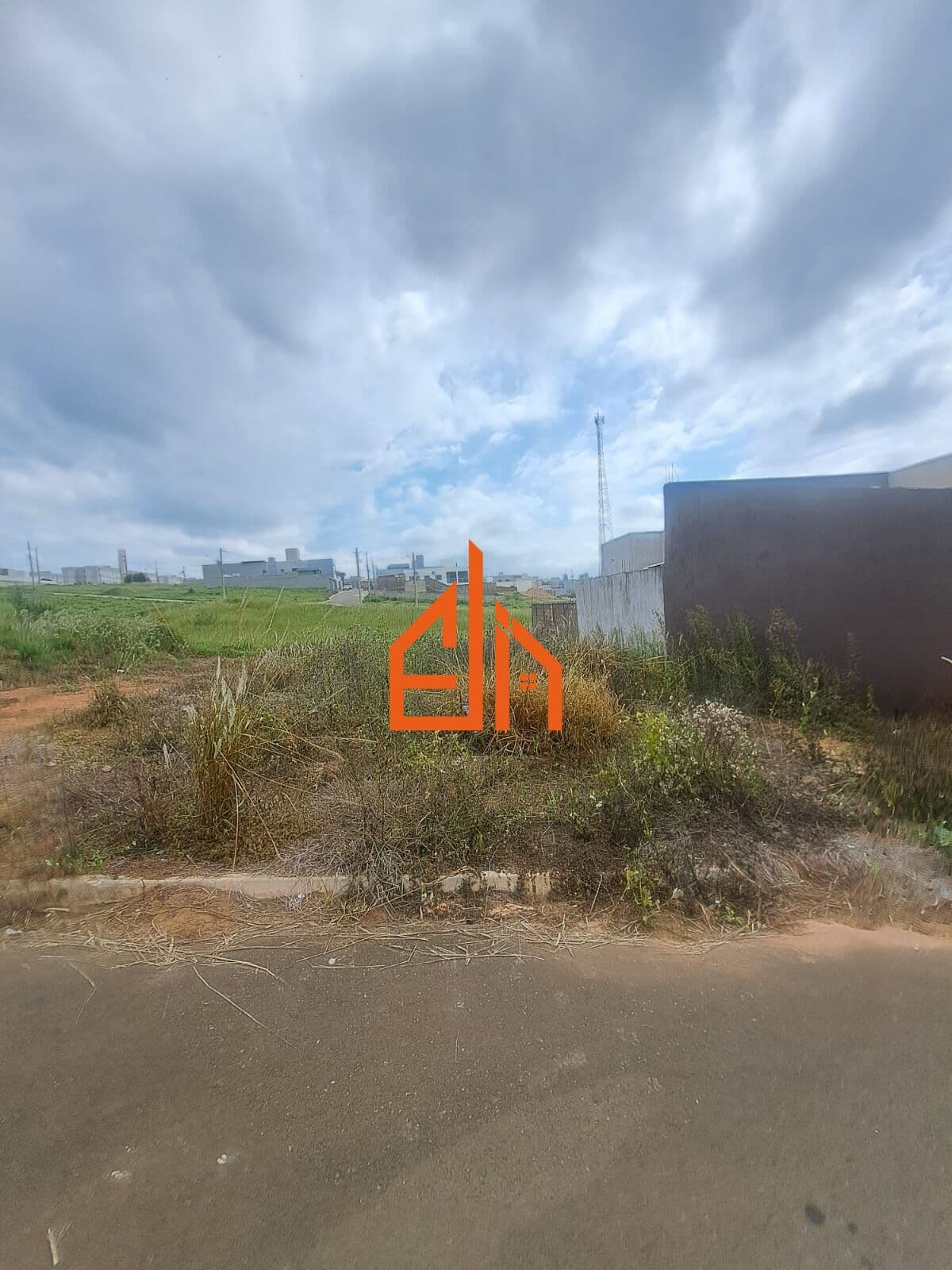 Lote/Terreno em Passos - Mirante do Vale