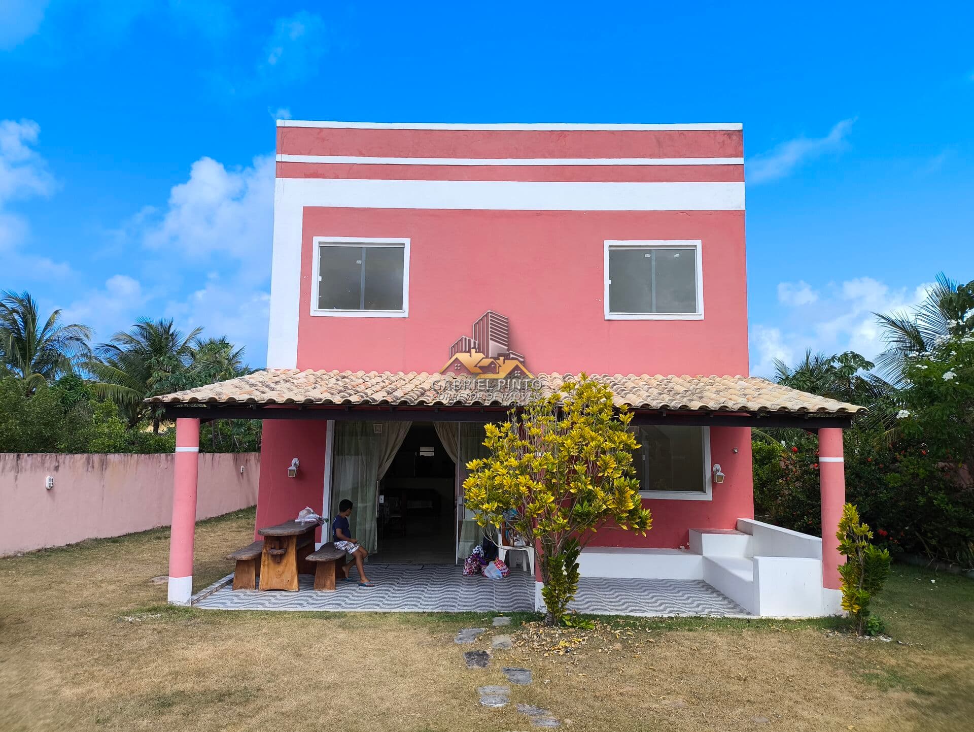 Casa 5/4 - 2 Suítes - Piscina - Próximo ao Mar e a Lagoa