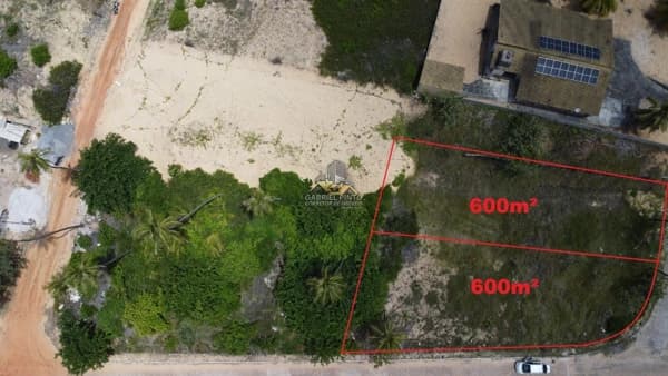 CONDOMÍNIO ÁGUAS DE SAUÍPE - Lotes 1.200m² - PLANO - NA VIA PRINCIPAL - PRÓXIMO 400 metros do MAR