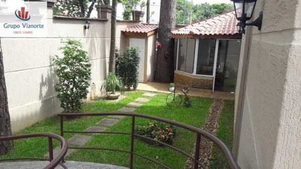 Sobrado em Condomínio para Venda em Horto Florestal São Paulo-SP