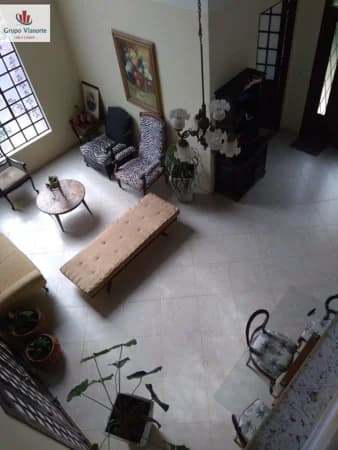 Sobrado Padrão para Venda em Centro Mairiporã-SP