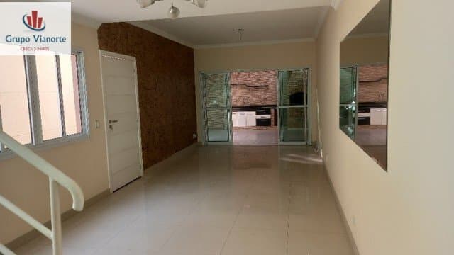 Sobrado Padrão para Venda em Vila Romero São Paulo-SP
