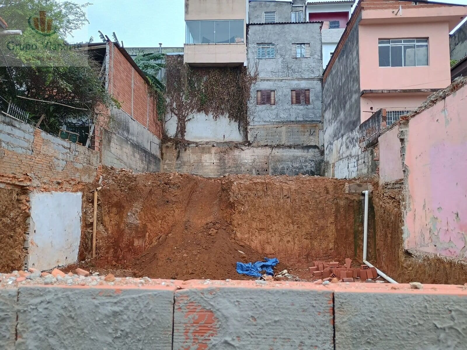 Lote/Terreno em São Paulo - Parque Panamericano