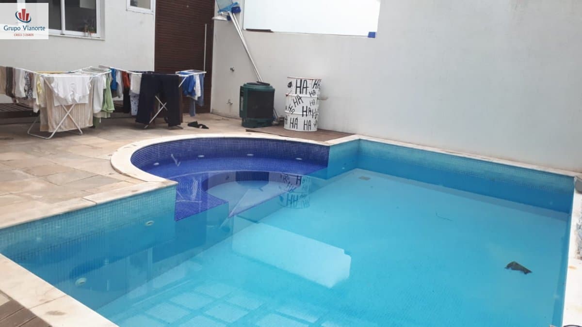 Sobrado Alto Padrão para Venda em Tremembé São Paulo-SP