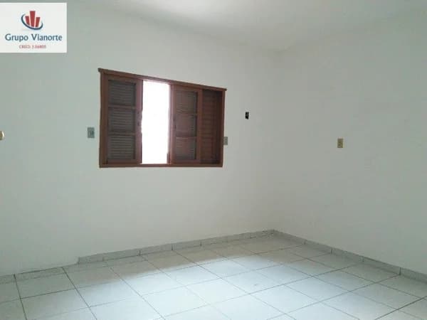 Casa Padrão para Venda em Vila Souza São Paulo-SP