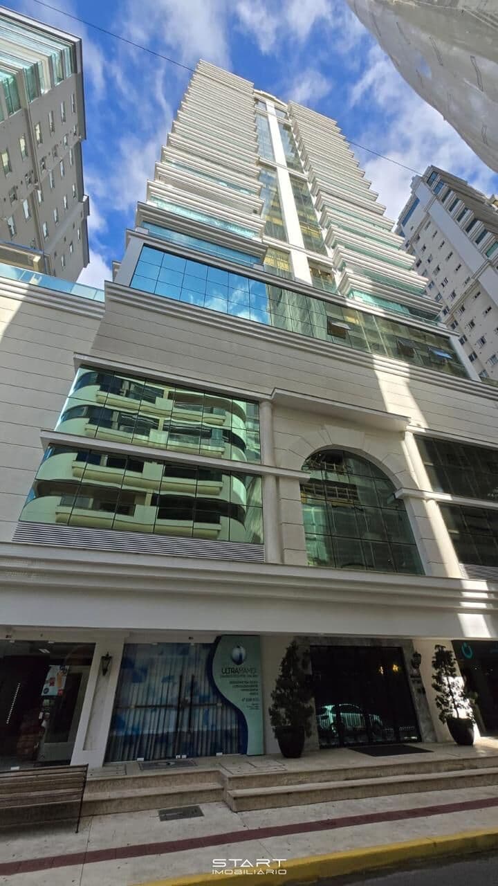 APARTAMENTO EDIFICO ZIMMERMANN - MEIA PRAIA ITAPEMA/SC