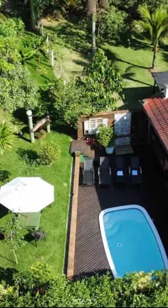 Casa em Terreno Amplo - Governador Celso Ramos