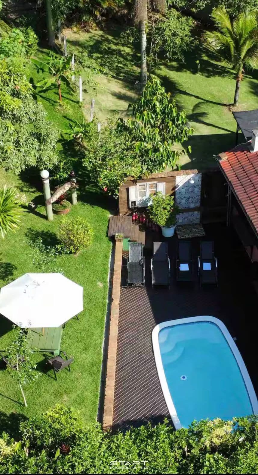 Casa em Terreno Amplo - Governador Celso Ramos