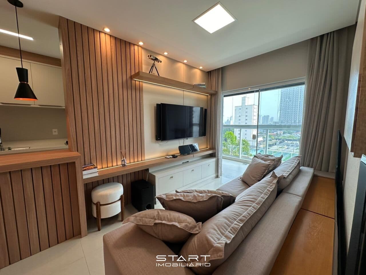 Apartamento Alto Padrão em Meia Praia, Itapema/SC