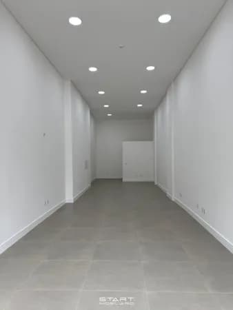 Sala Comercial em Meia Praia, Itapema/SC