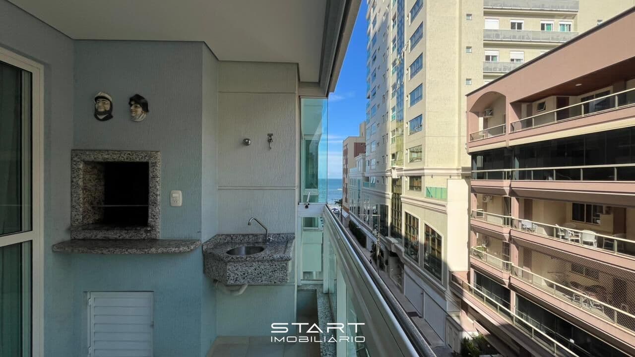 Apartamento em Meia Praia, Itapema/SC
