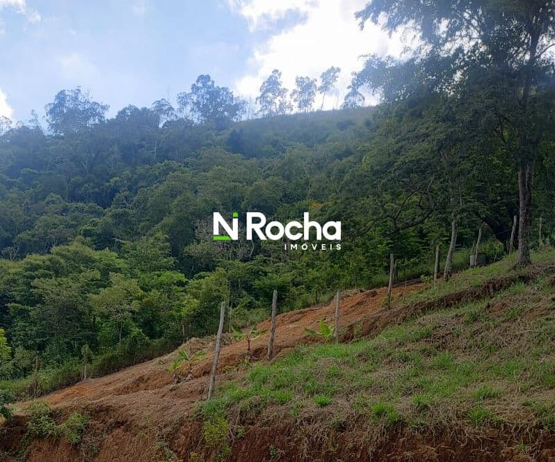 Terreno em Loteamento Pedro do Rio (Vila Rica) Petrópolis/RJ