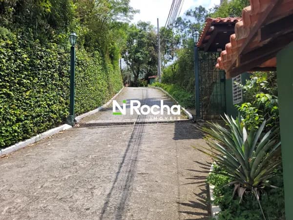 Oportunidade, Excelente terreno, com 10.220m2 Bi familiar.