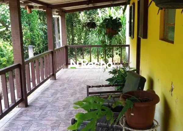 Casa com 03 quartos - Parada Morelli - São Jose do V.do Rio Preto/RJ