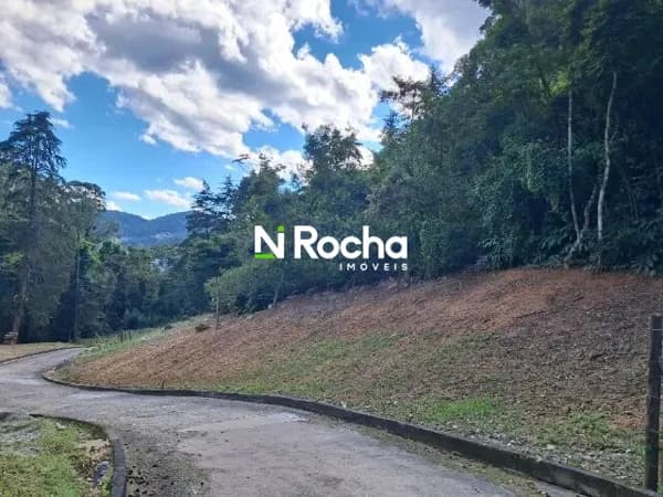 Oportunidade no João Xavier: 1.800m² em Associação Fechada – Ideal para Construção Sustentável