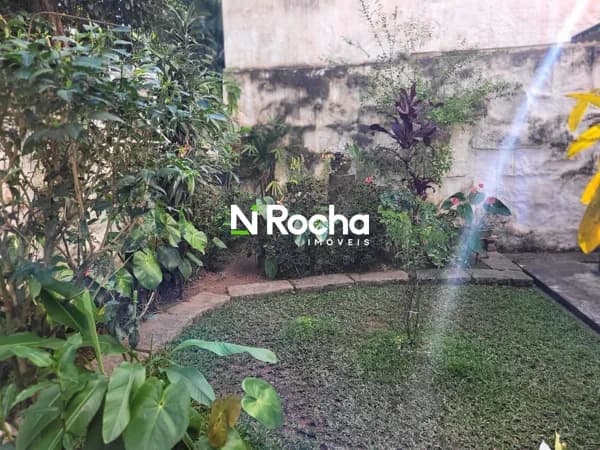Apartamento a venda no coração de petrópolis.