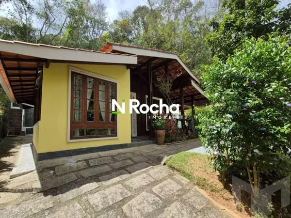 Casa com 02 quartos em Itaipava - Vale do Cuiabá - Petrópolis/RJ