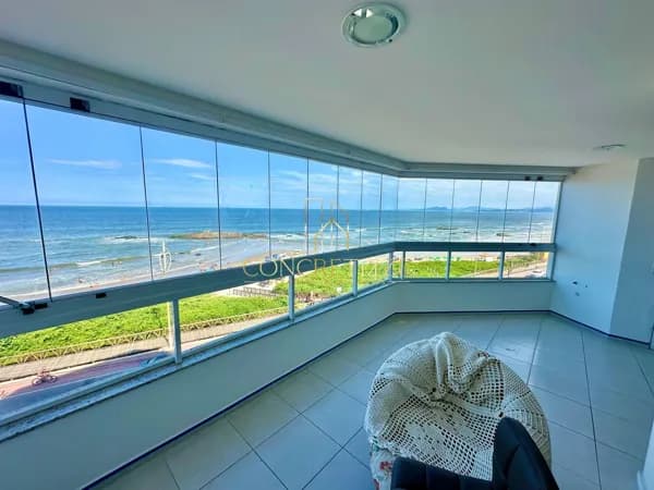 APARTAMENTO FRENTE MAR NO BAIRRO GRAVATÁ!!!