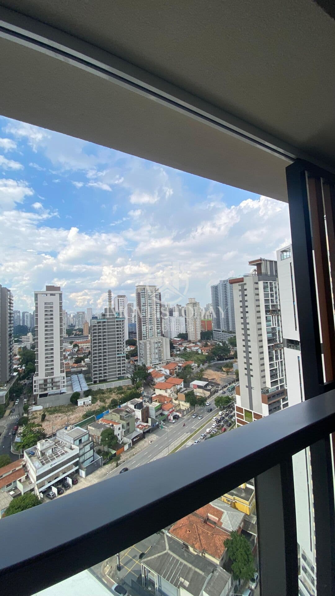Apartamento no Brooklin, 74mts 2 suítes com lavabo 1 vaga prox Shopp Morumbi