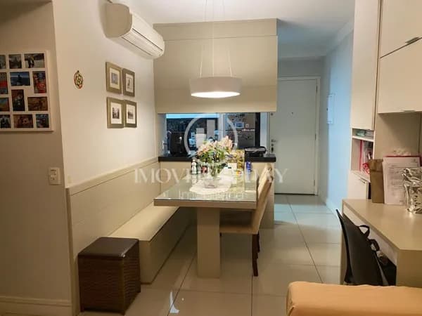 Apto na Vila Olímpia, 60m² 2 dormt 1 vg repleto armarios