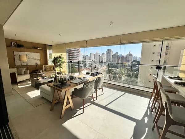 Apartamento Alto Padrão em Perdizes, São Paulo/SP