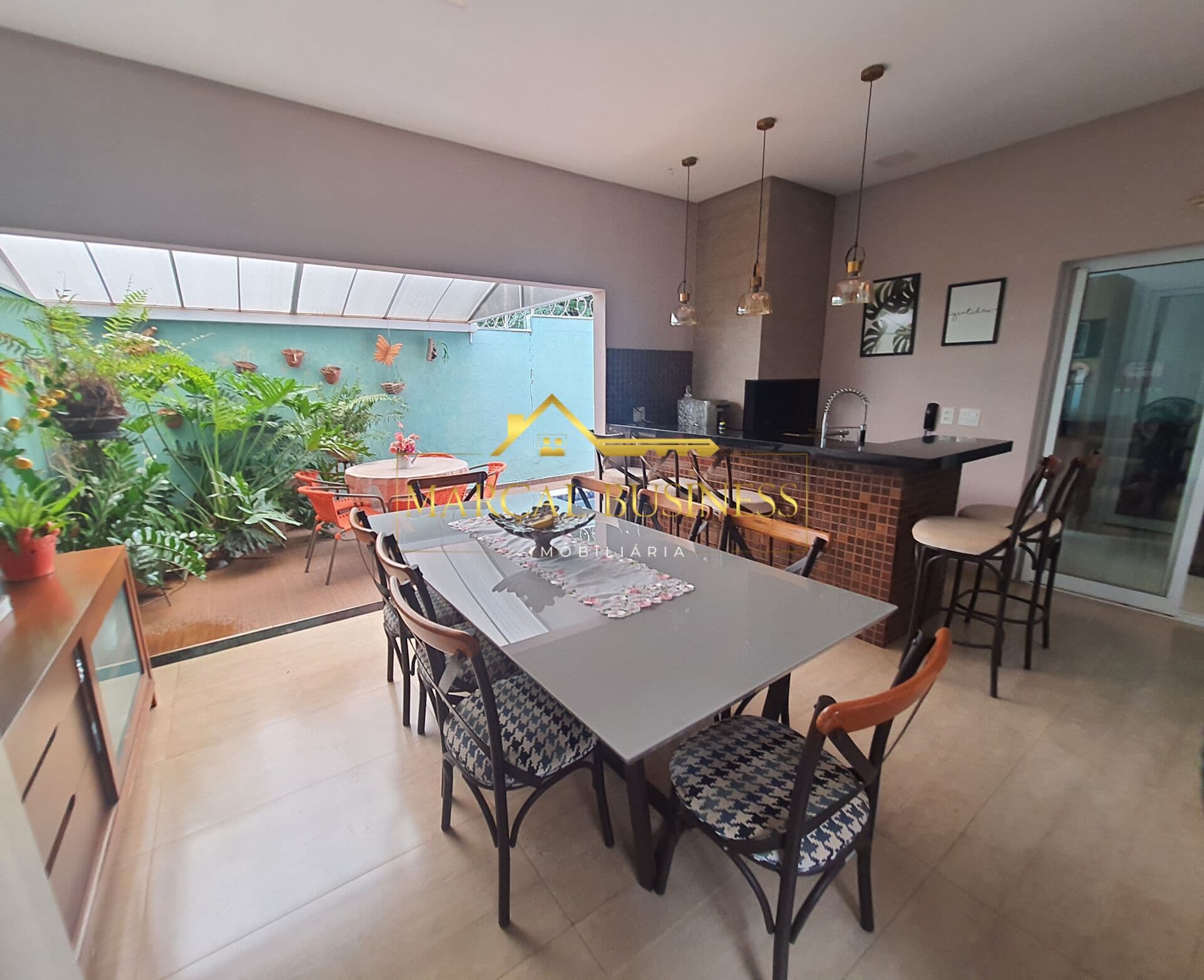 Casa Sobrado Alto Padrão no Residencial Maza, próximo a região dos Damhas em São José do Rio Preto/SP, no Distrito de Engenheiro Schmitt/SP.
